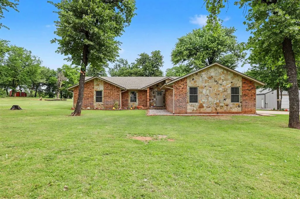 Front exterior — 2382 County Road 1205, Blanchard, OK 73010