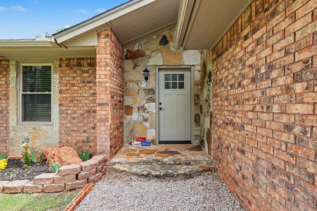 Photo 4 — 2382 County Road 1205, Blanchard, OK 73010