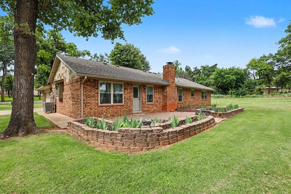 Photo 24 — 2382 County Road 1205, Blanchard, OK 73010