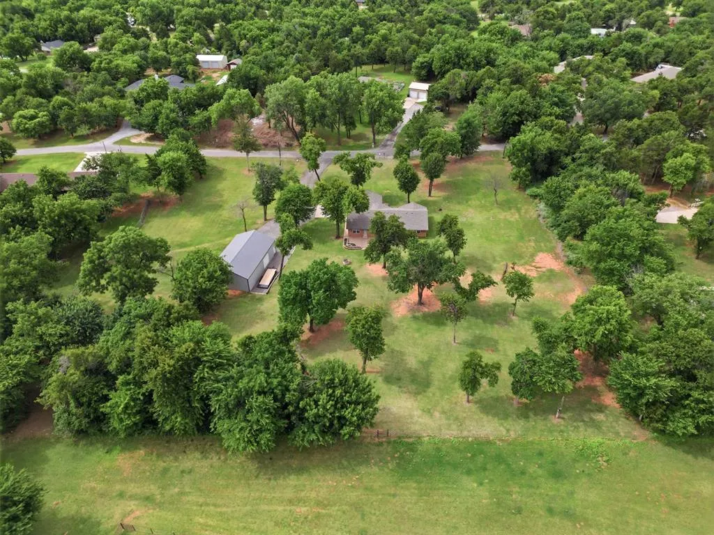 Photo 32 — 2382 County Road 1205, Blanchard, OK 73010