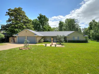 Sold home at 2513 S Berry Road