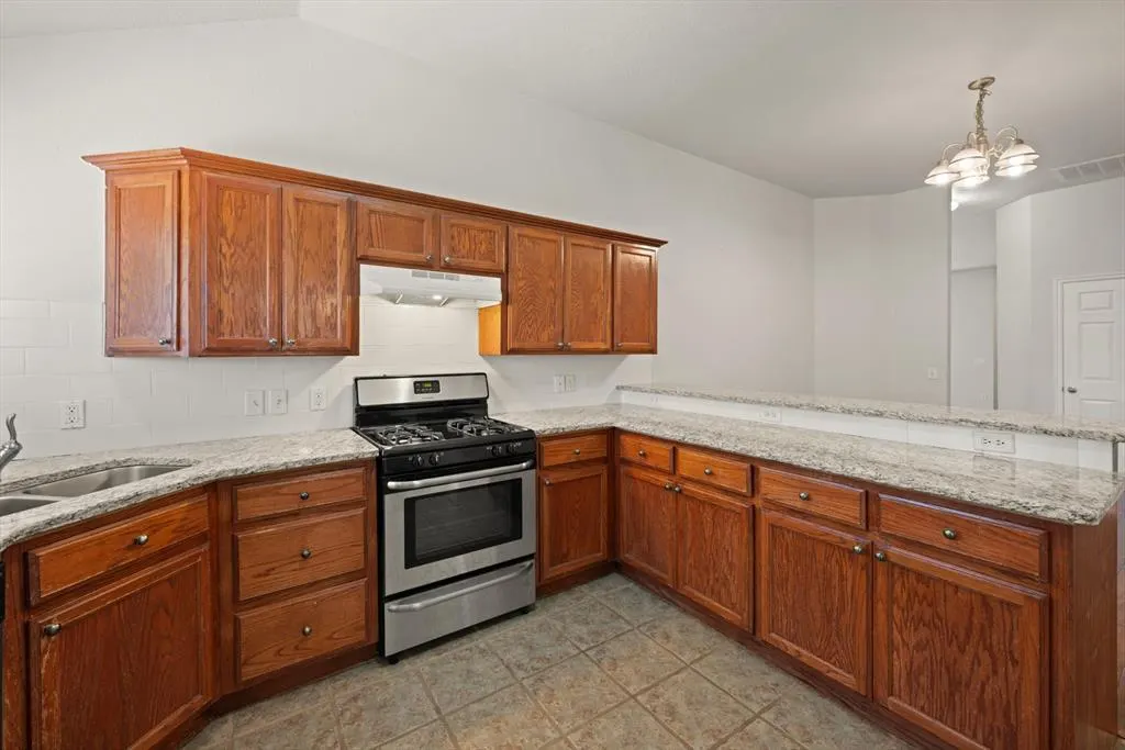 Photo 18 — 1975 Pleasant Ridge Court, Edmond, OK 73012
