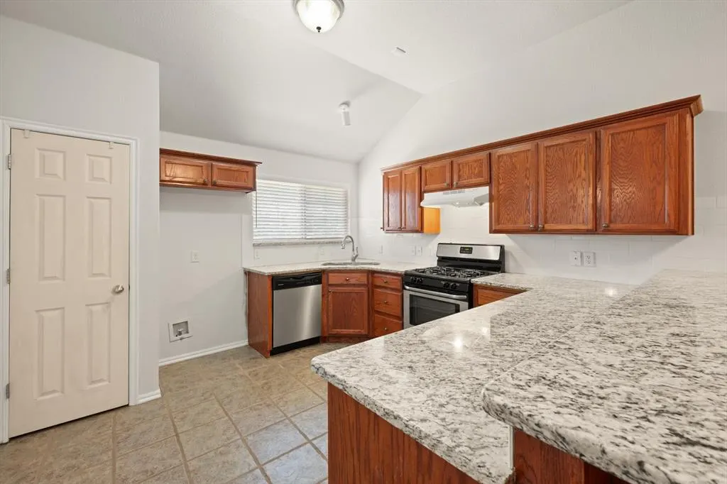 Photo 19 — 1975 Pleasant Ridge Court, Edmond, OK 73012