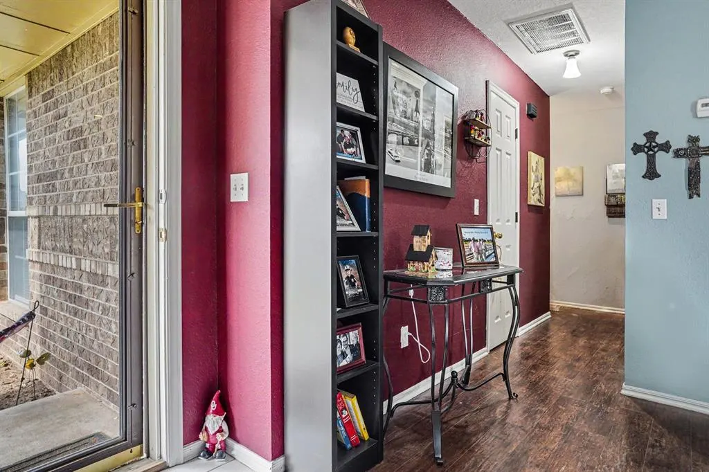Photo 3 — 4306 S Olie Avenue, Oklahoma City, OK 73109
