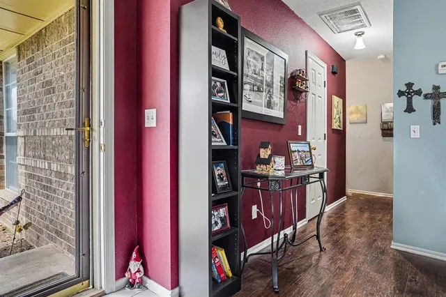 Photo 3 — 4306 S Olie Avenue, Oklahoma City, OK 73109