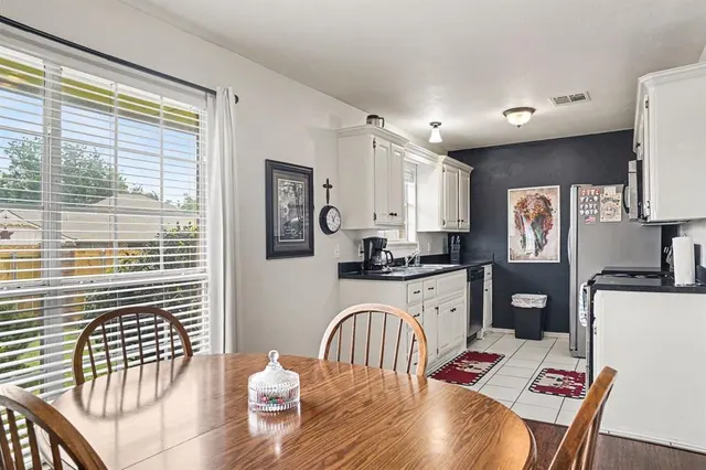 Photo 8 — 4306 S Olie Avenue, Oklahoma City, OK 73109