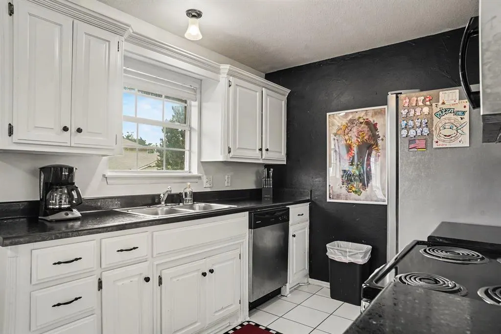 Photo 11 — 4306 S Olie Avenue, Oklahoma City, OK 73109