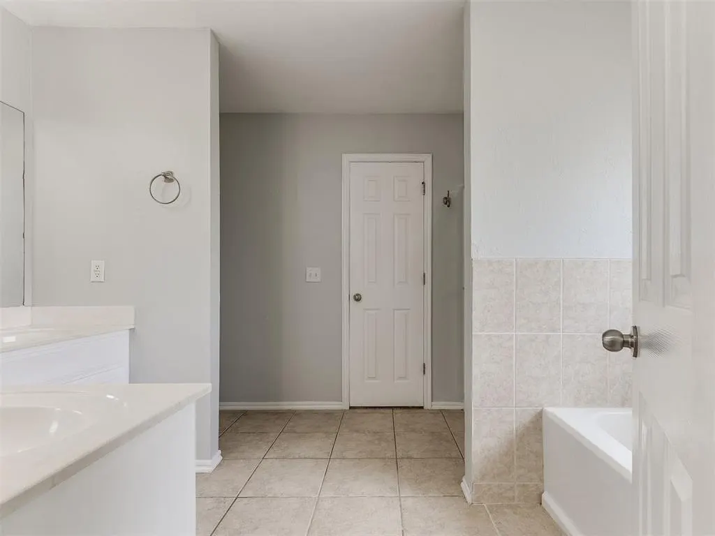 Photo 18 — 2321 SW 94th Terrace, Oklahoma City, OK 73159