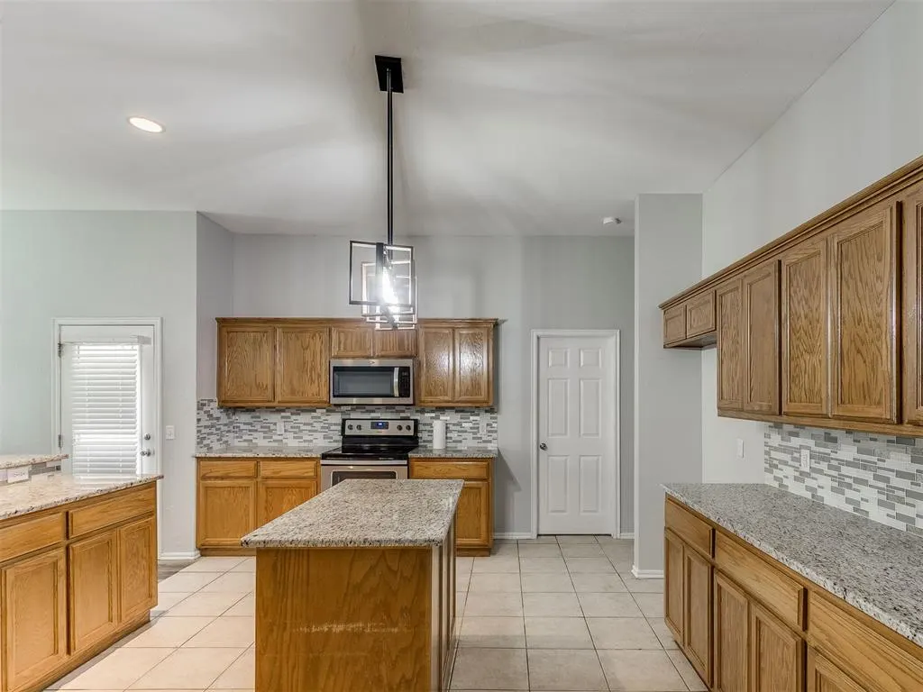 Photo 38 — 2321 SW 94th Terrace, Oklahoma City, OK 73159