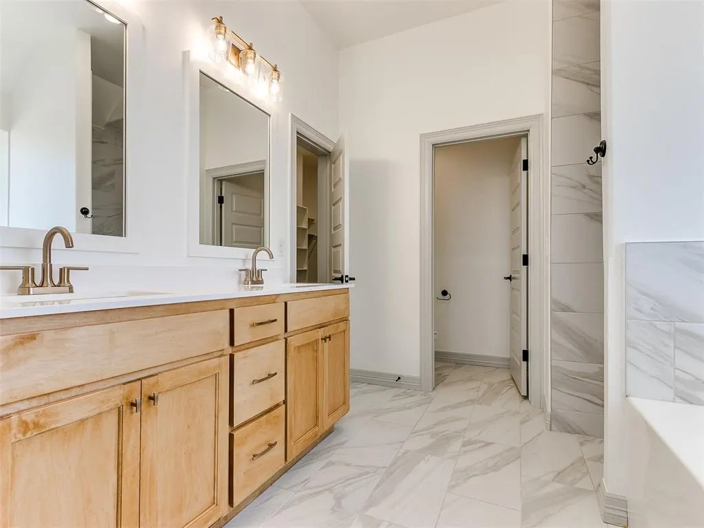 Photo 25 — 7712 Woods Edge Way, Yukon, OK 73099