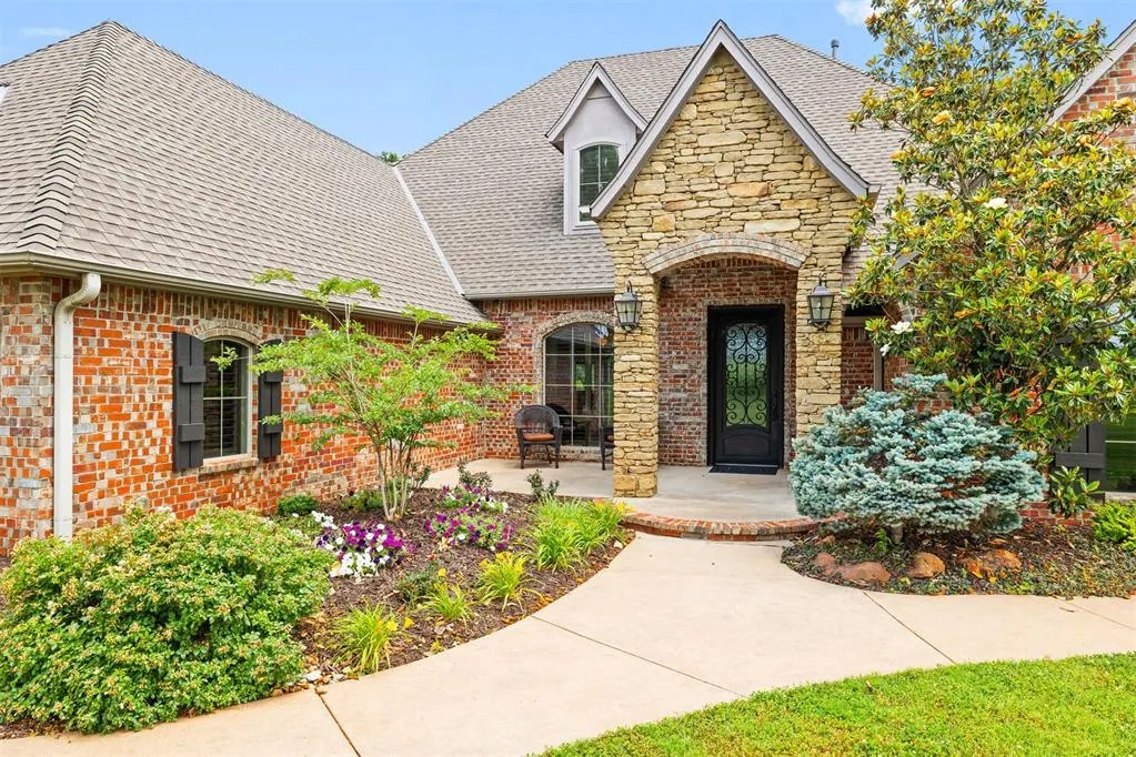 Photo 6 — 11900 Scenic Meadow Road, Oklahoma City, OK 73173