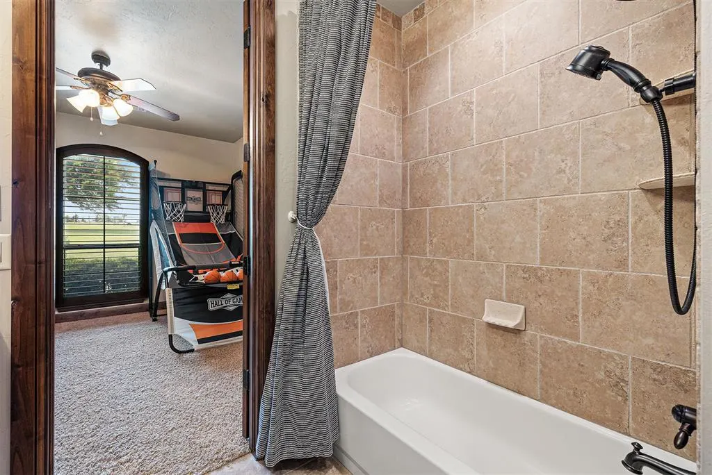Photo 21 — 11900 Scenic Meadow Road, Oklahoma City, OK 73173