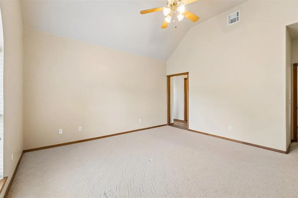 Photo 18 — 2010 Sandpiper Drive, Blanchard, OK 73010