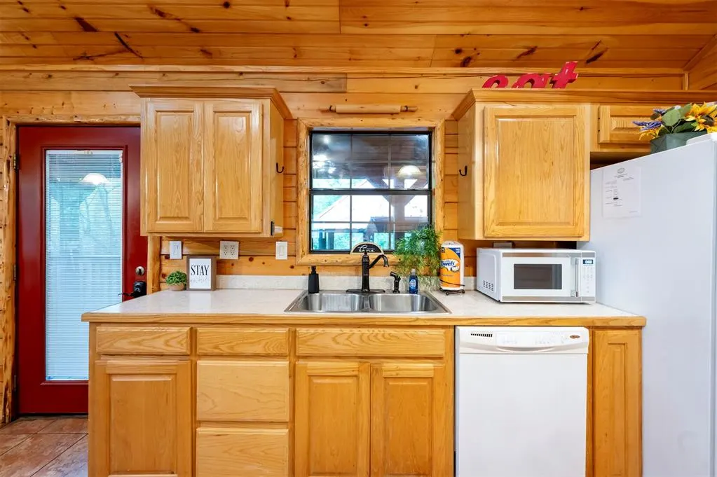 Photo 17 — 680 Chinook Road, Broken Bow, OK 74728