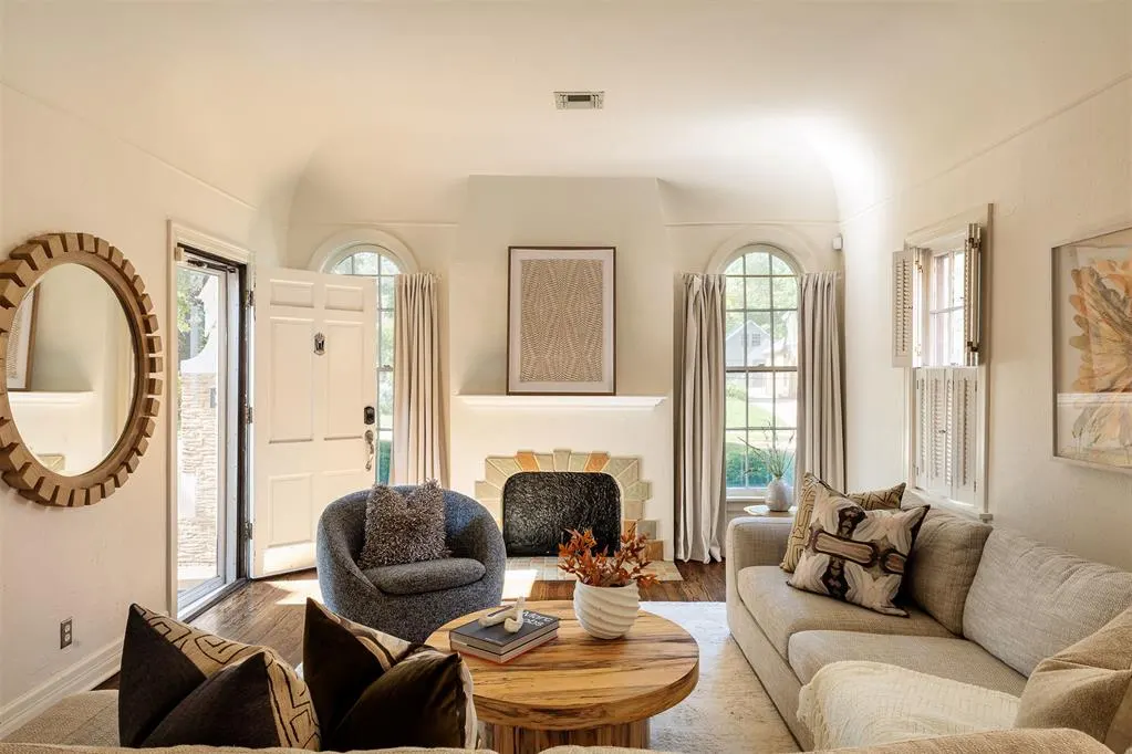 Photo 9 — 213 NW 35th Street, Oklahoma City, OK 73118