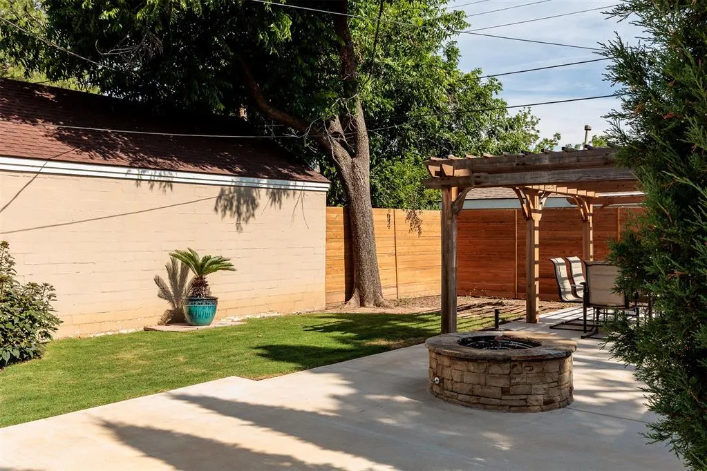Photo 48 — 213 NW 35th Street, Oklahoma City, OK 73118