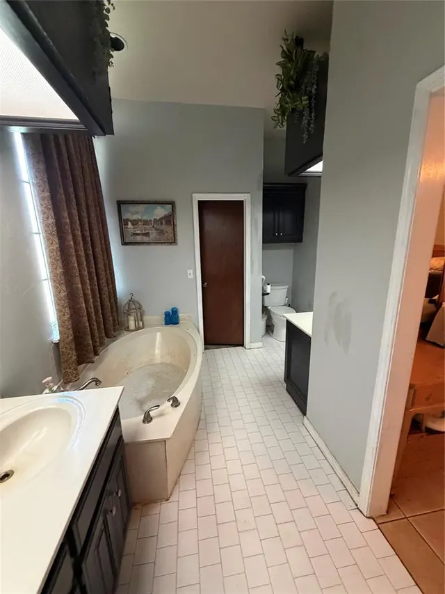 Photo 8 — 14817 Brasswood Boulevard, Edmond, OK 73013
