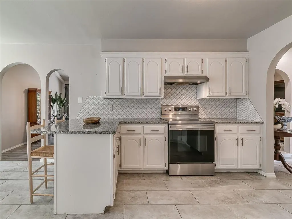 Photo 16 — 11212 NW 112th Street, Yukon, OK 73099