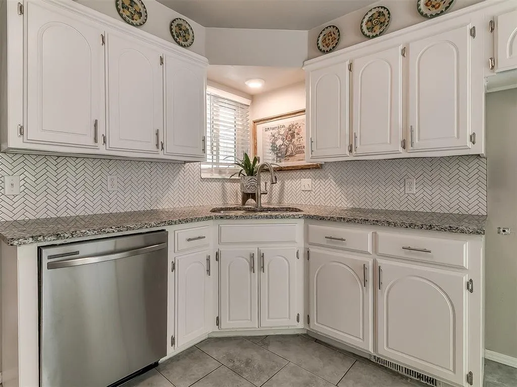 Photo 17 — 11212 NW 112th Street, Yukon, OK 73099