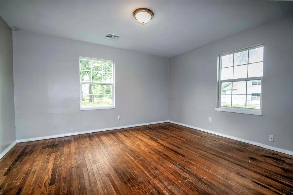 Photo 12 — 100 S Iowa Avenue, Chandler, OK 74834