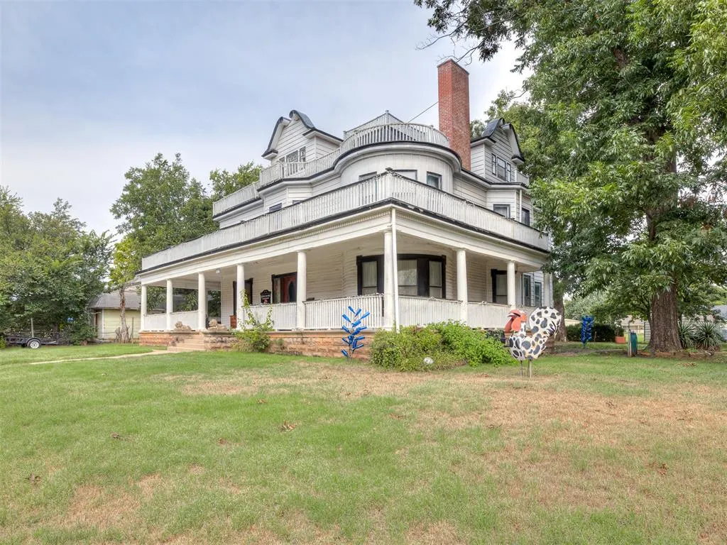 Photo 43 — 1016 W Warner Avenue, Guthrie, OK 73044