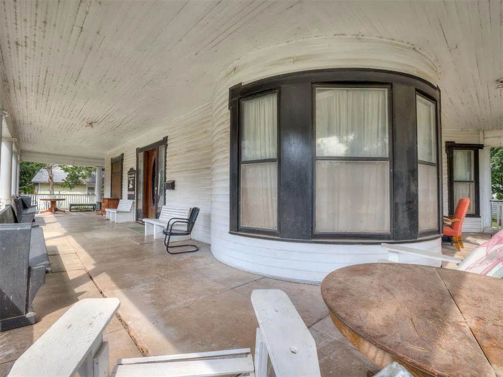Photo 44 — 1016 W Warner Avenue, Guthrie, OK 73044