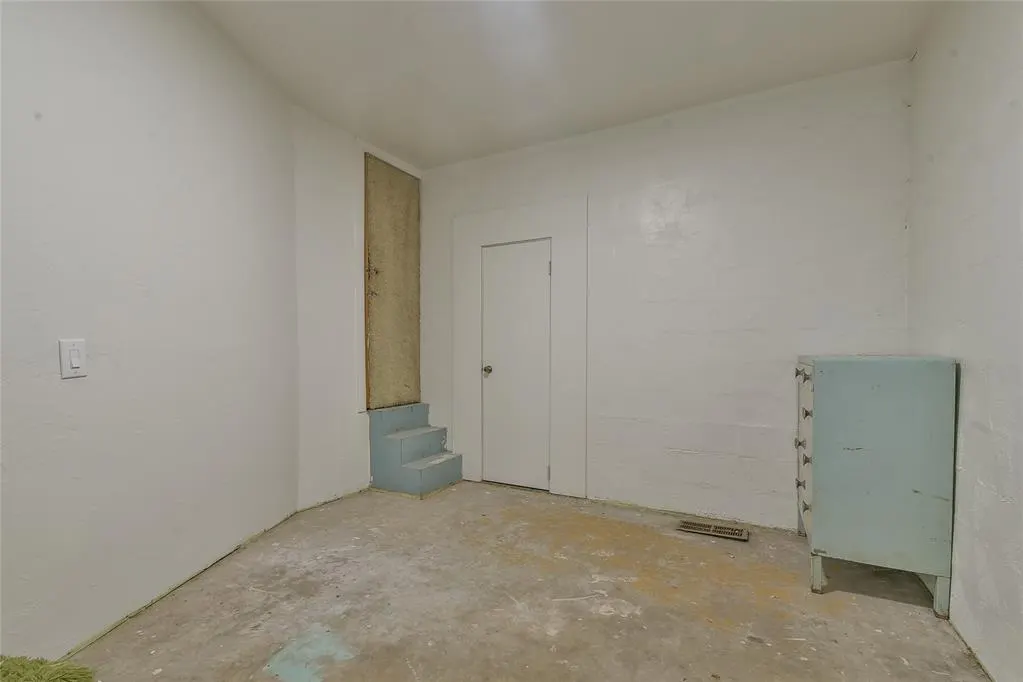 Photo 9 — 3930 SE 27th Street, Del City, OK 73115