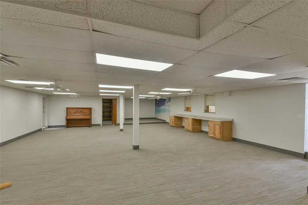 Photo 12 — 3930 SE 27th Street, Del City, OK 73115