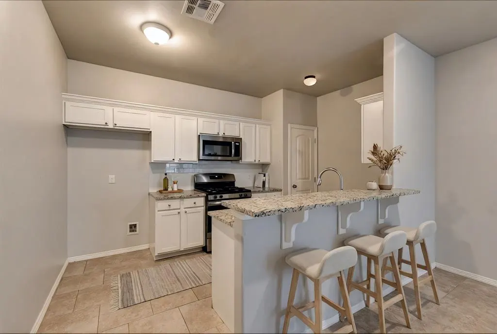 Photo 14 — 608 N 5th Street 608-610, Cashion, OK 73016