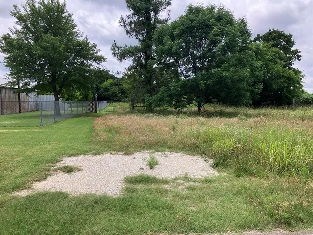 Photo 6 — E Wilshire Boulevard, Jones, OK 73049