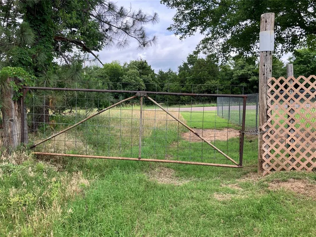 Photo 7 — E Wilshire Boulevard, Jones, OK 73049