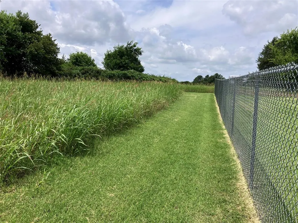 Photo 10 — E Wilshire Boulevard, Jones, OK 73049