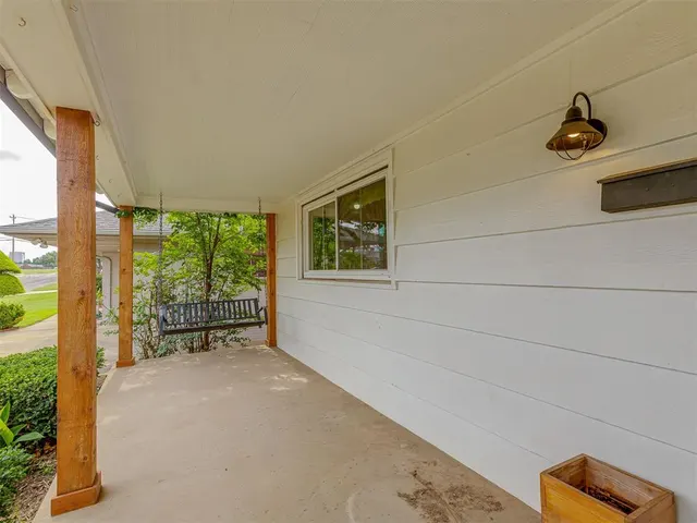 Photo 6 — 2620 NW 46th Street, Oklahoma City, OK 73112