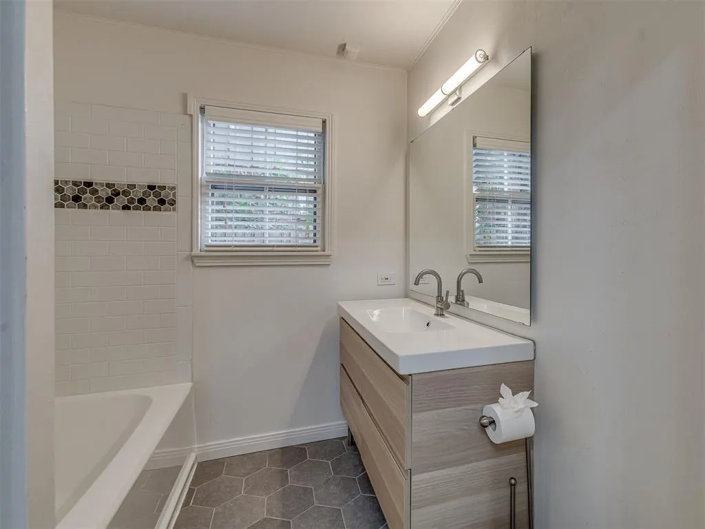 Photo 24 — 2620 NW 46th Street, Oklahoma City, OK 73112