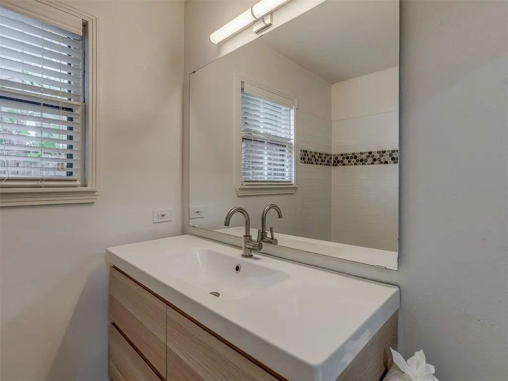 Photo 26 — 2620 NW 46th Street, Oklahoma City, OK 73112