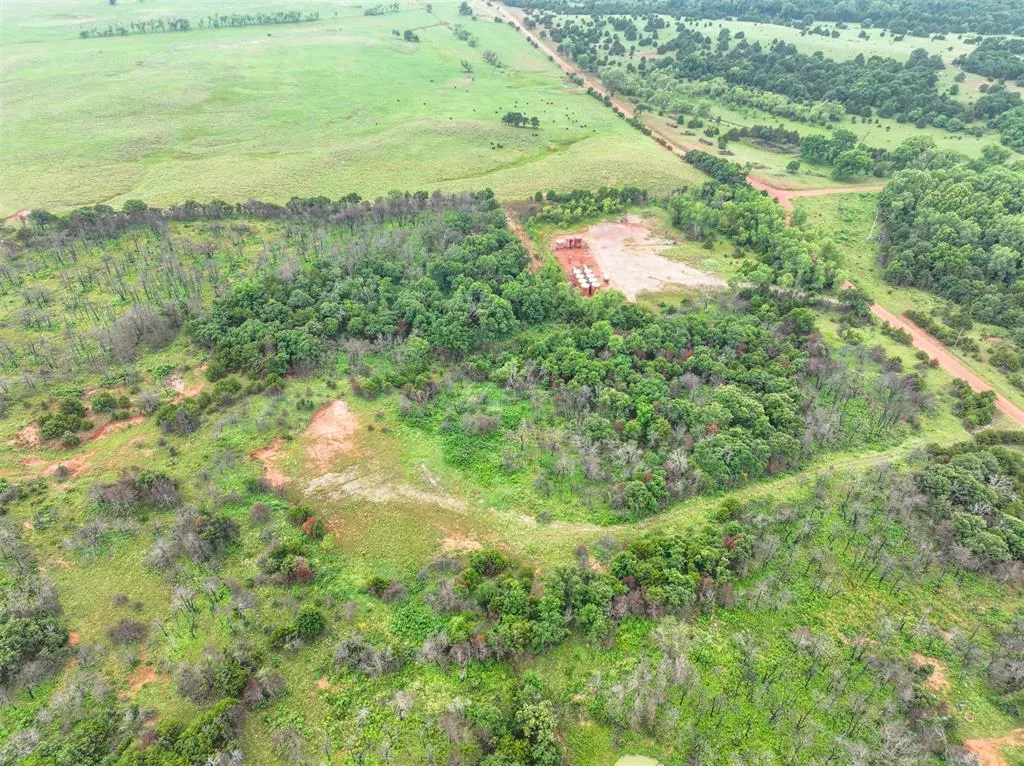 Photo 34 — 800558 S 3290 Road, Wellston, OK 74881