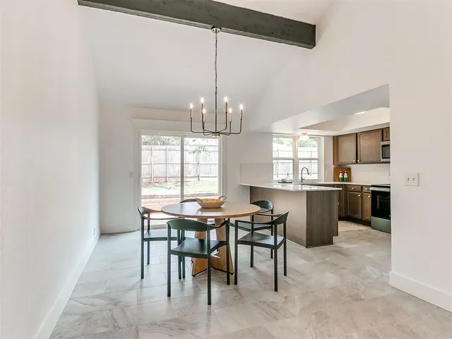 Photo 6 — 2401 Appleway Street, Edmond, OK 73013