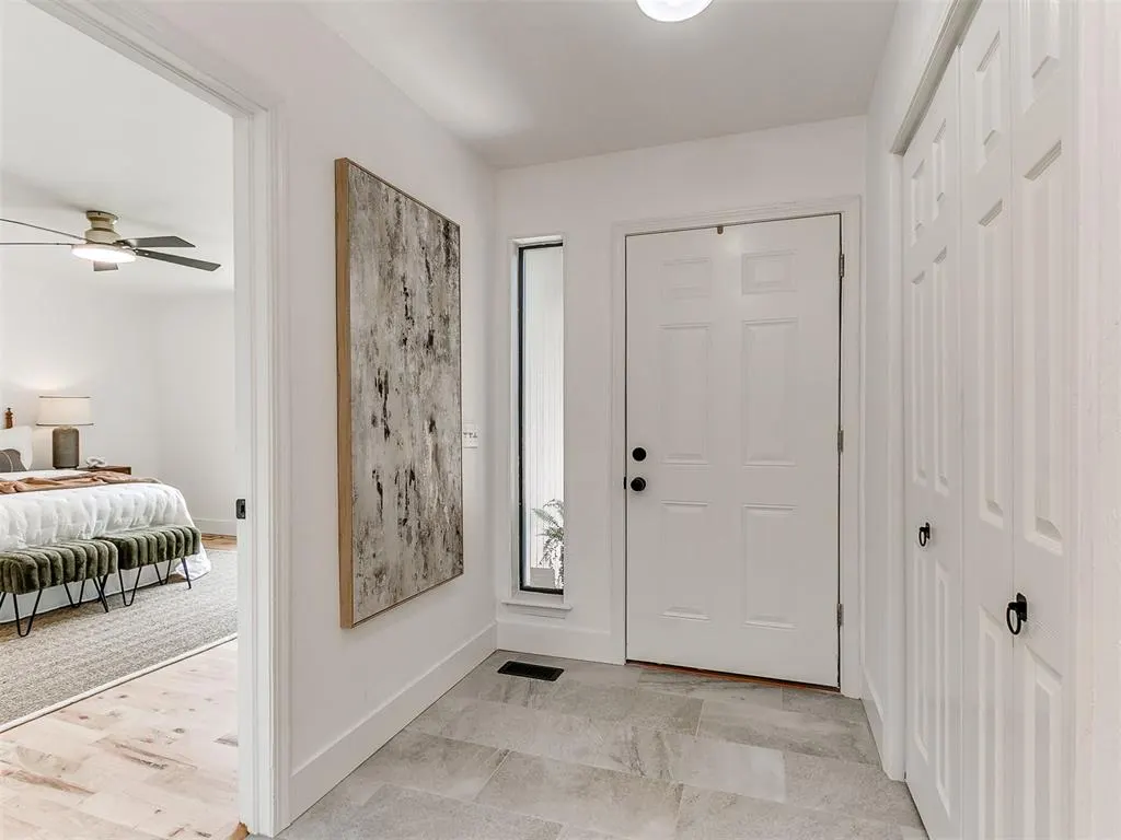 Photo 9 — 2401 Appleway Street, Edmond, OK 73013