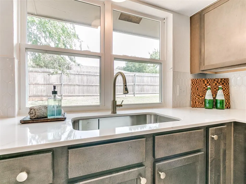 Photo 36 — 2401 Appleway Street, Edmond, OK 73013