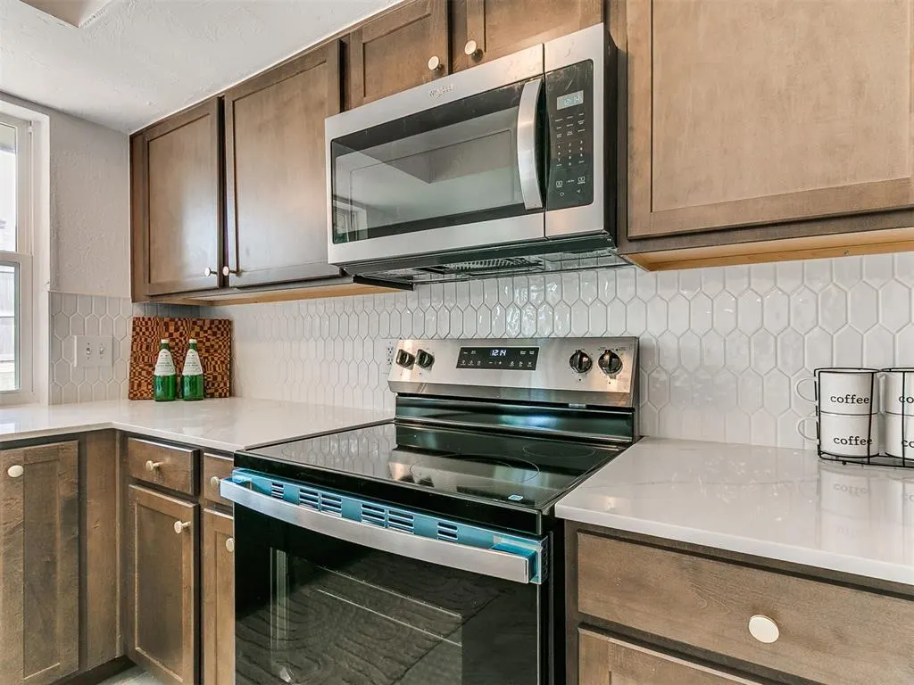 Photo 38 — 2401 Appleway Street, Edmond, OK 73013