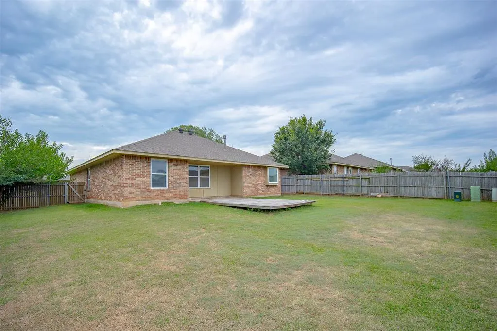 Photo 17 — 4400 Eagle Owl Drive, Norman, OK 73072