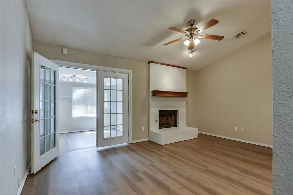 Photo 4 — 12316 SW 14th Street, Yukon, OK 73099