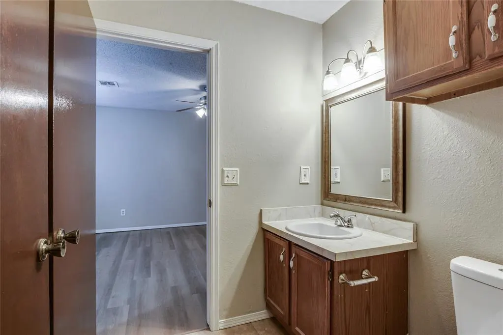 Photo 12 — 12316 SW 14th Street, Yukon, OK 73099