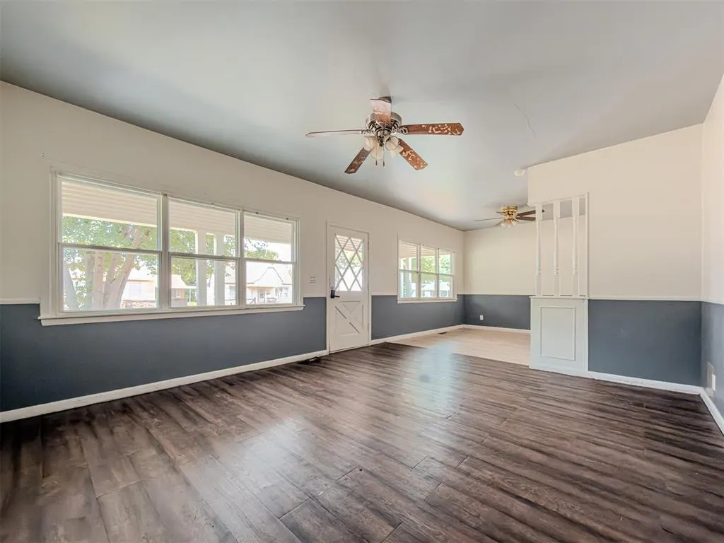 Photo 5 — 1809 S 14th Street, Chickasha, OK 73018