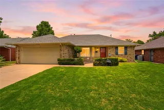 Sold home at 413 SW 64th Street