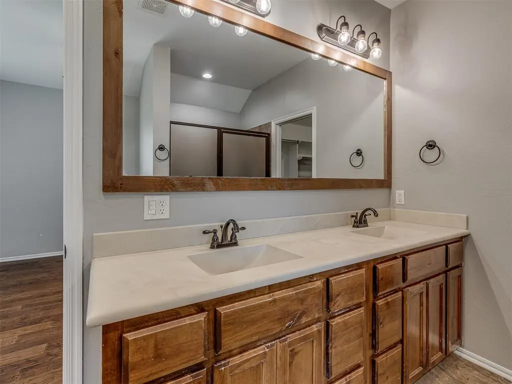 Photo 18 — 8624 Mallard Lane, Edmond, OK 73034