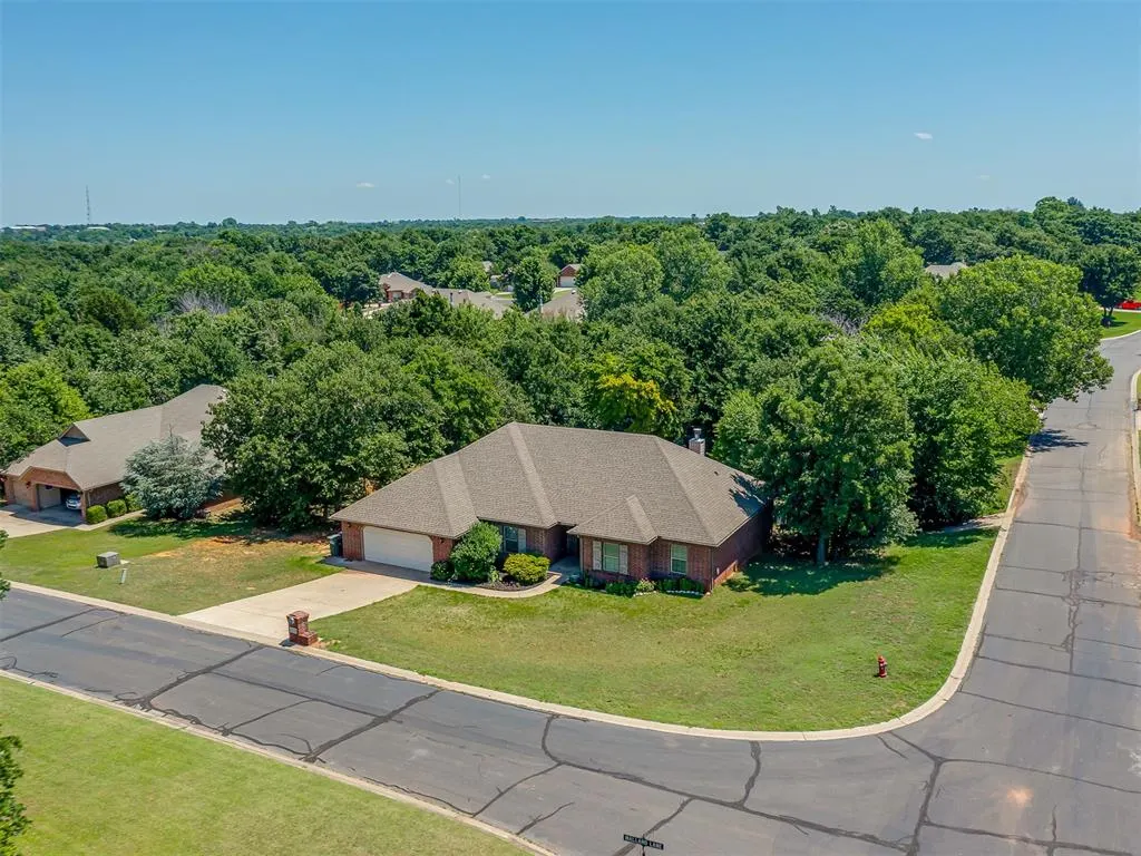 Photo 24 — 8624 Mallard Lane, Edmond, OK 73034