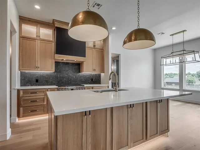 Photo 8 — 400 Old Farm Road, Edmond, OK 73034