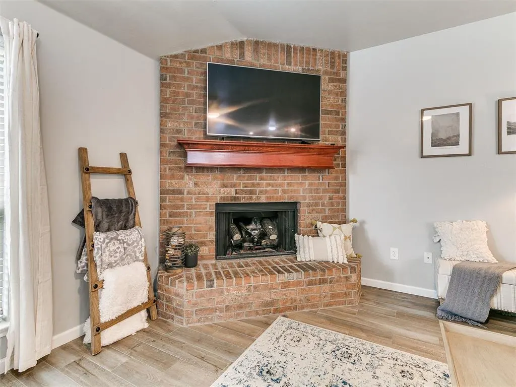 Photo 12 — 11233 NW 97th Street, Yukon, OK 73099
