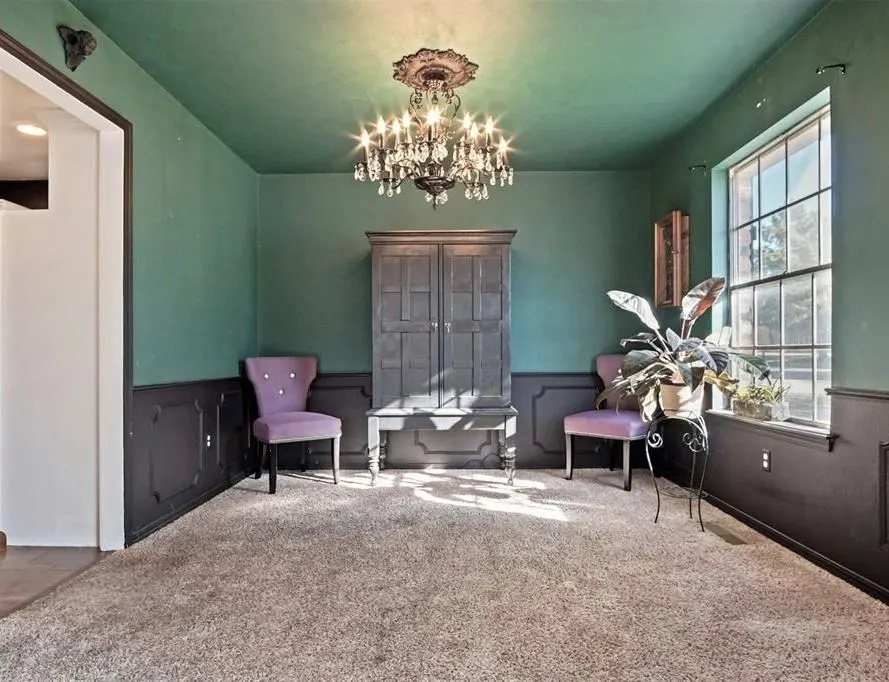 Photo 5 — 8225 Willow Creek Boulevard, Oklahoma City, OK 73162